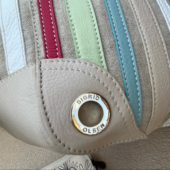 Sigrid Olsen 🌺 Striped Canvas and Leather Tote Bag w/matching wallet - Picture 7 of 13